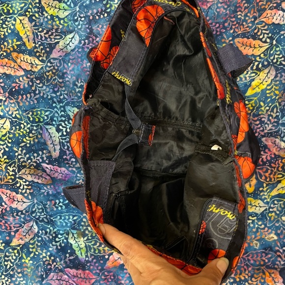 Large Satin Basketball shoulder bag - Picture 5 of 7